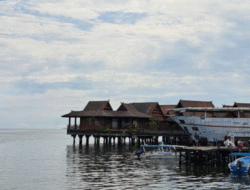 Tempat Wisata di Makassar-Losari Beach Platform